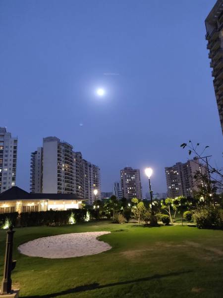 Golf Course sky-villas Golf Course