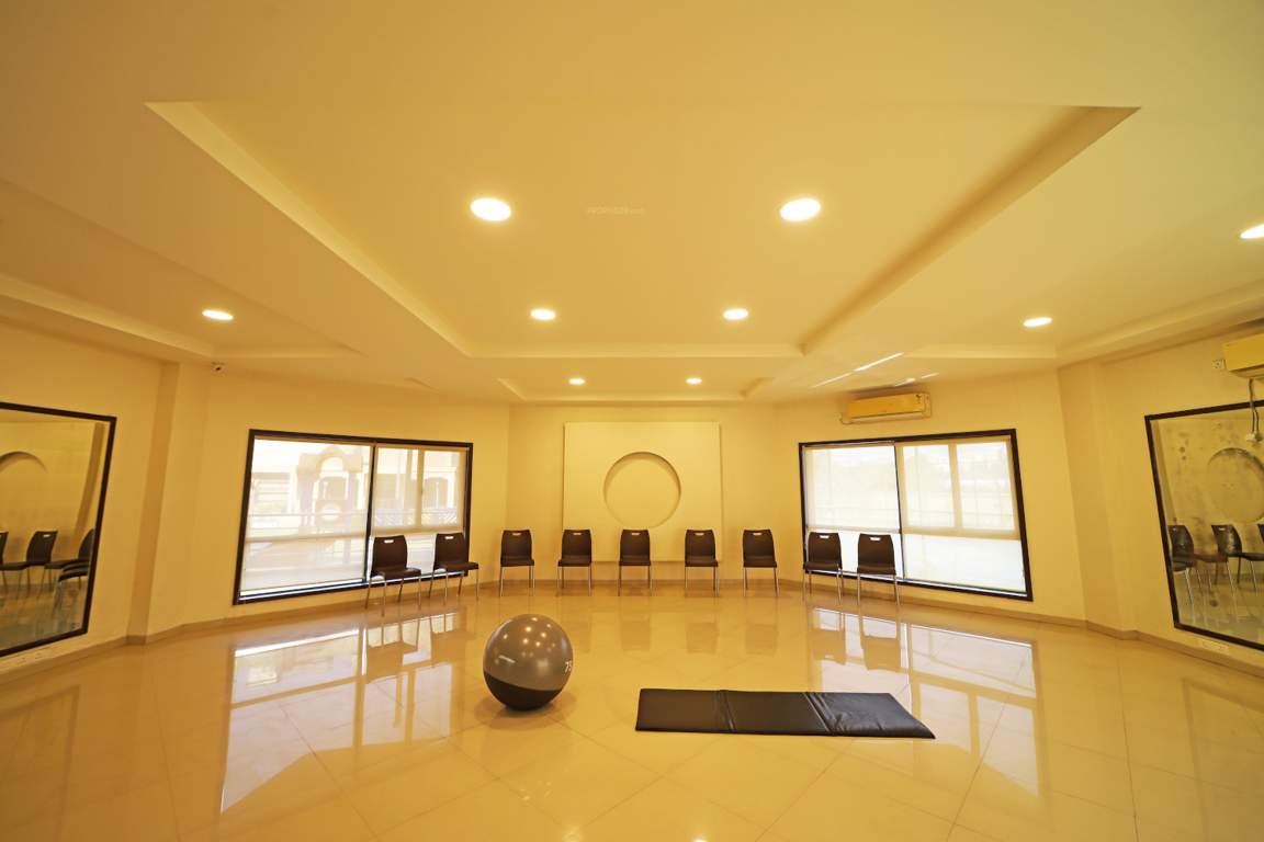  metro grande Club House