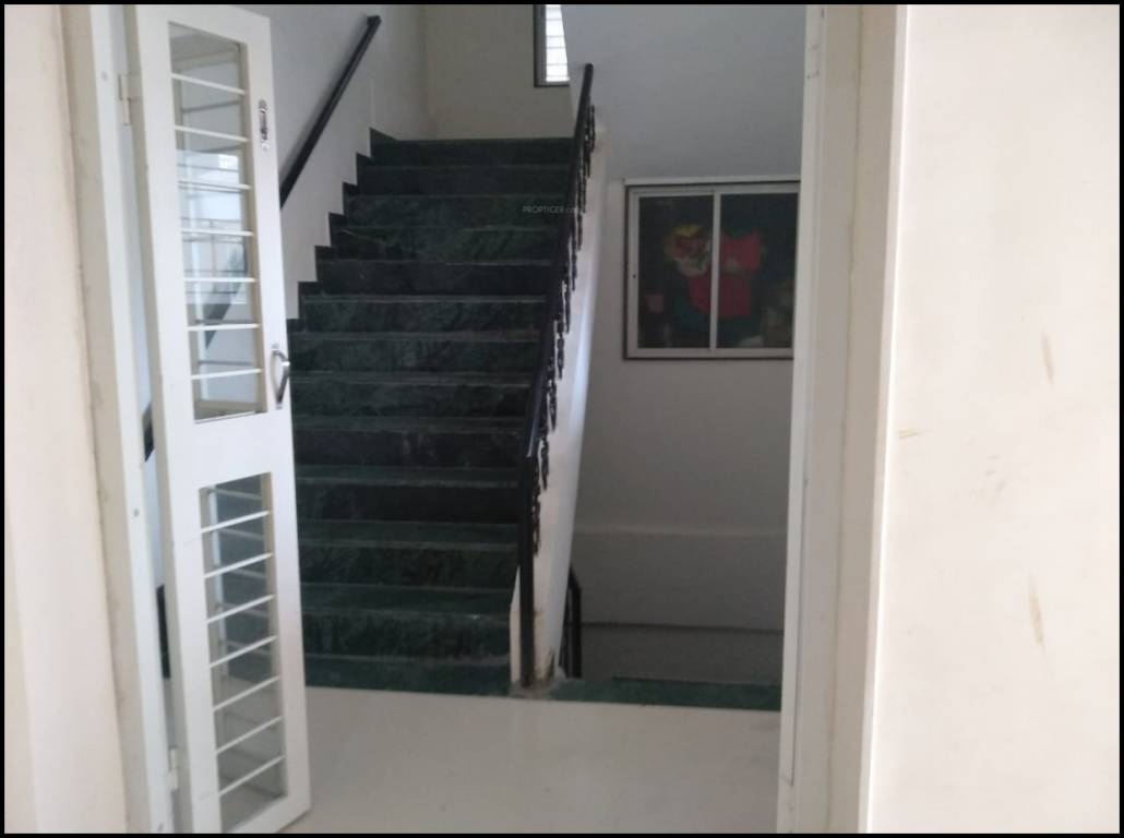 Images for Main Other of KNK Yashshree