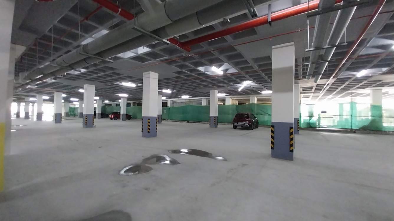 bollineni zion Car Parking