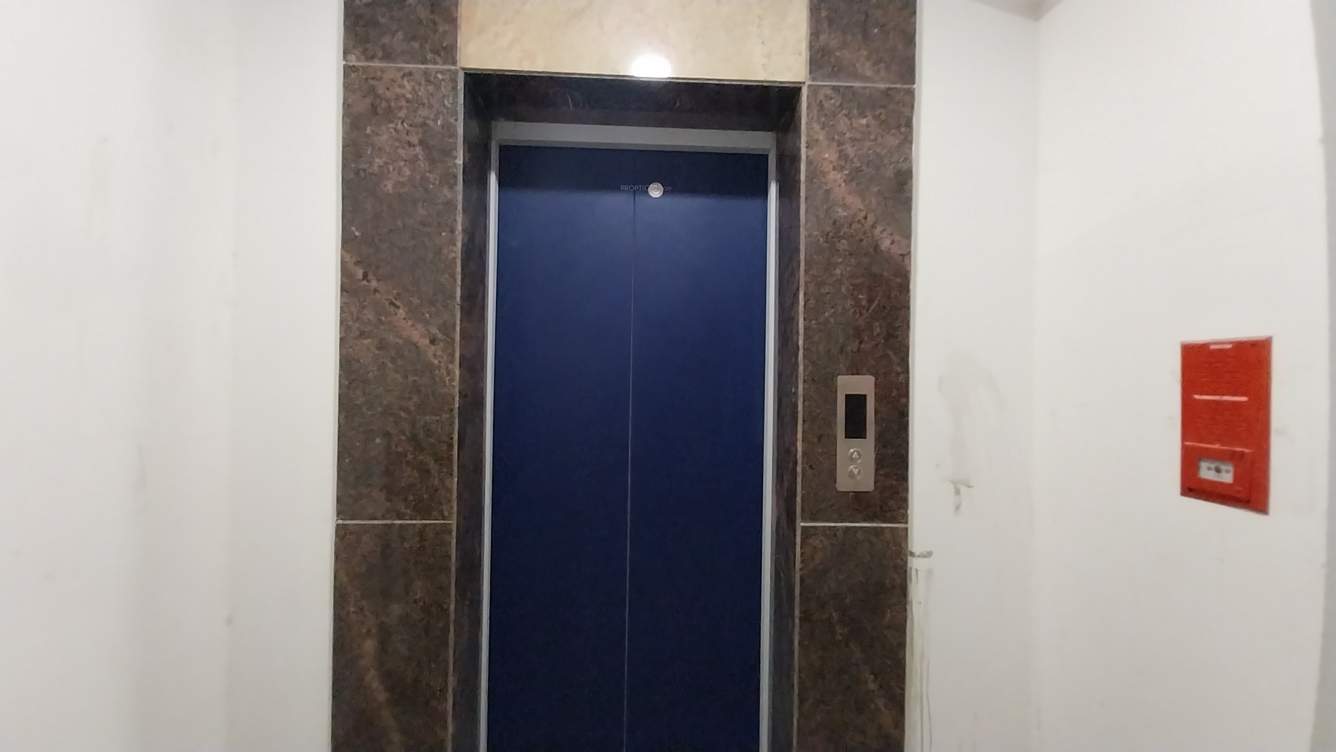 bollineni zion Lift(s)