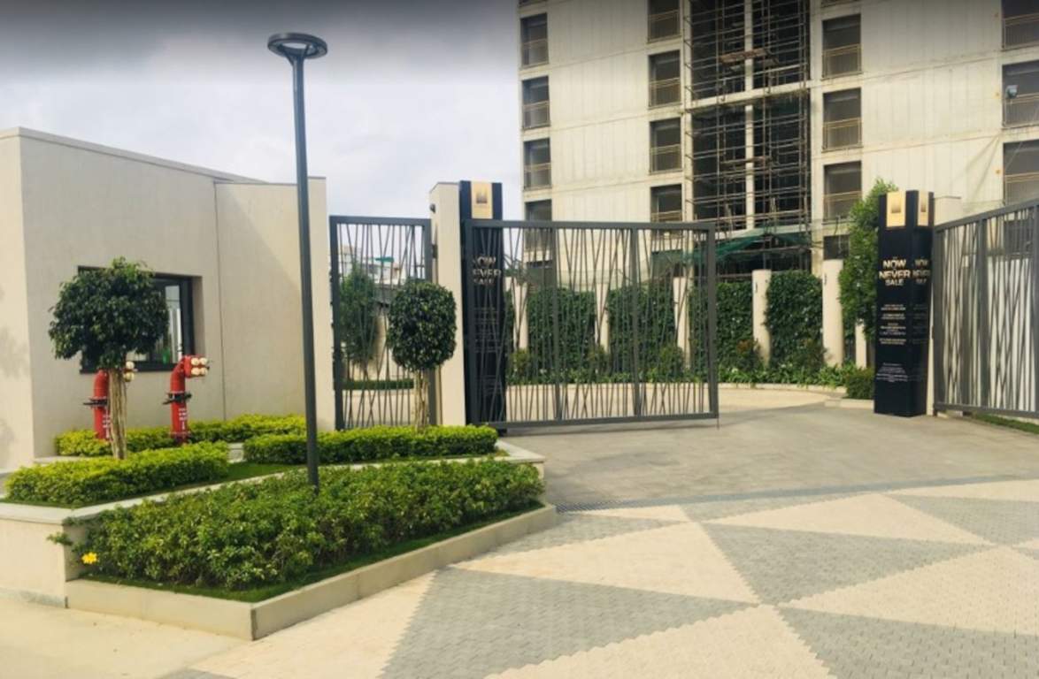  arena the square and pebble court Entrance Gate Security Cabin