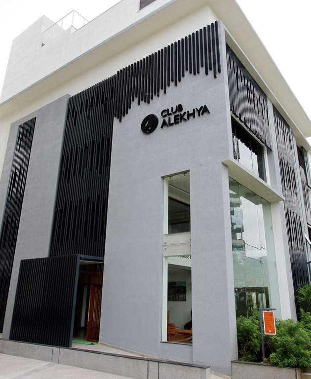  palm woods Club House