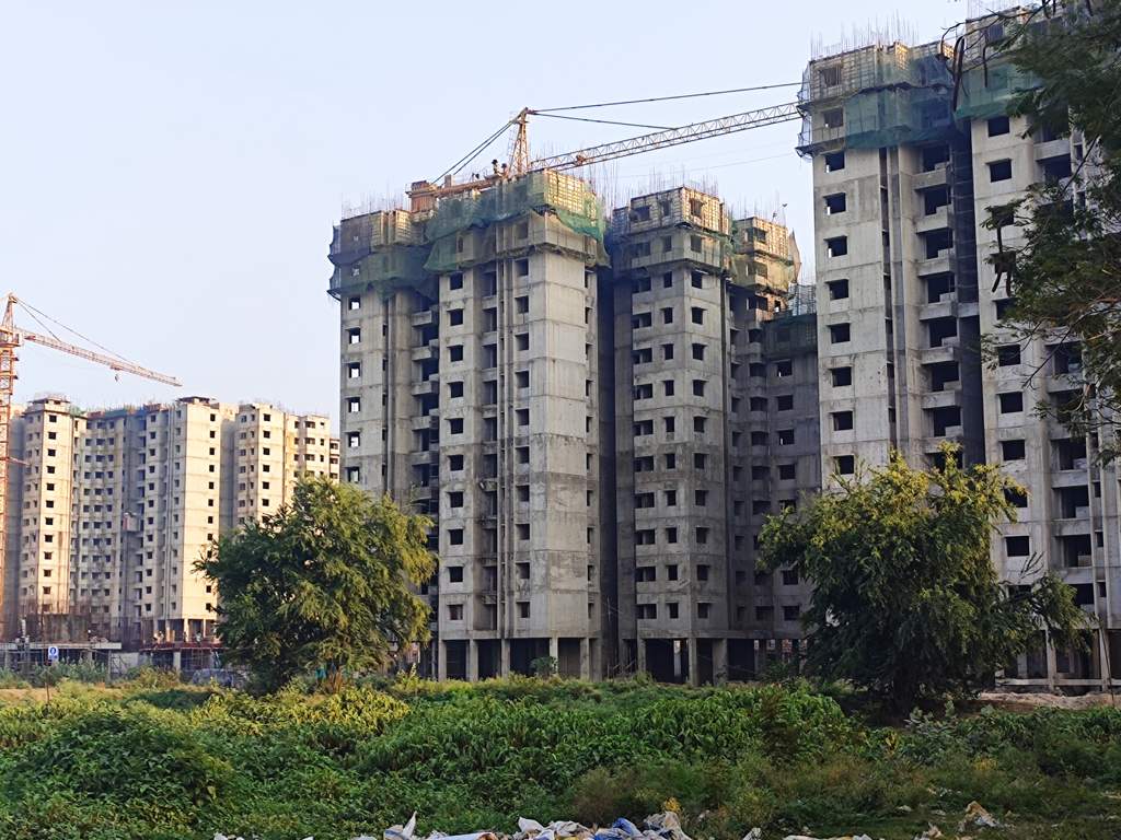  grand city grand one Construction Status March 24